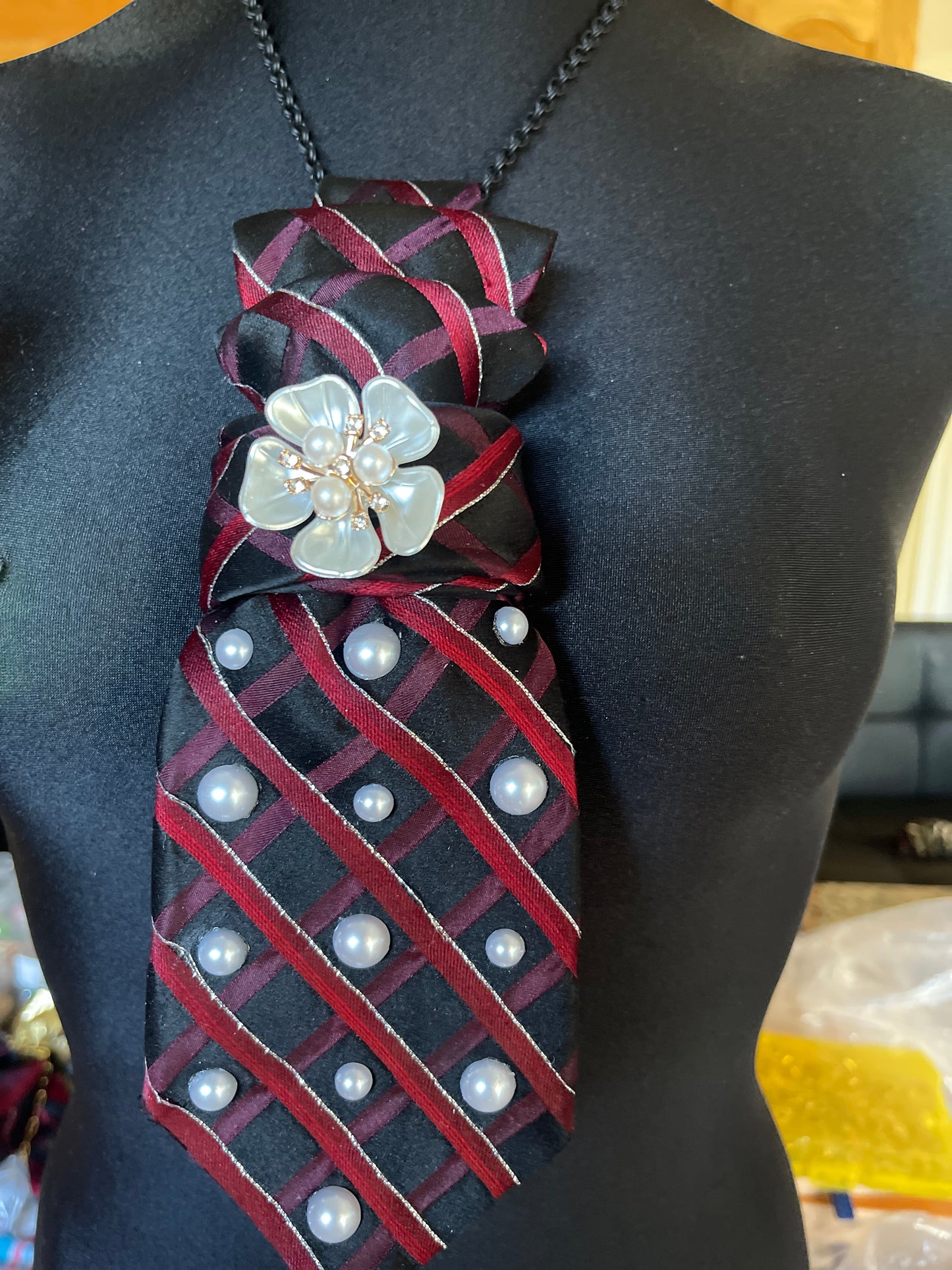 Open Flower Pearl Bow-Tie